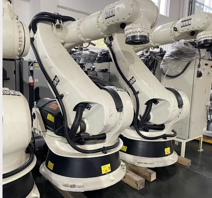 2700 Mm Reach Kuka Software Welding Robot for Fast and Accurate Welding Performance Grab This Deal! KUKA KR210 Robot, Disesuaikan untuk Lukisan Semprot Superior dan Hassle - Bebas Loading / Unloading