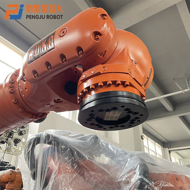 KR210 Robot Pelletizing dengan Robot Kuka yang digunakan dan 2700 Mm Maximum Reach Robot Industri Penanganan Palletizing Casting