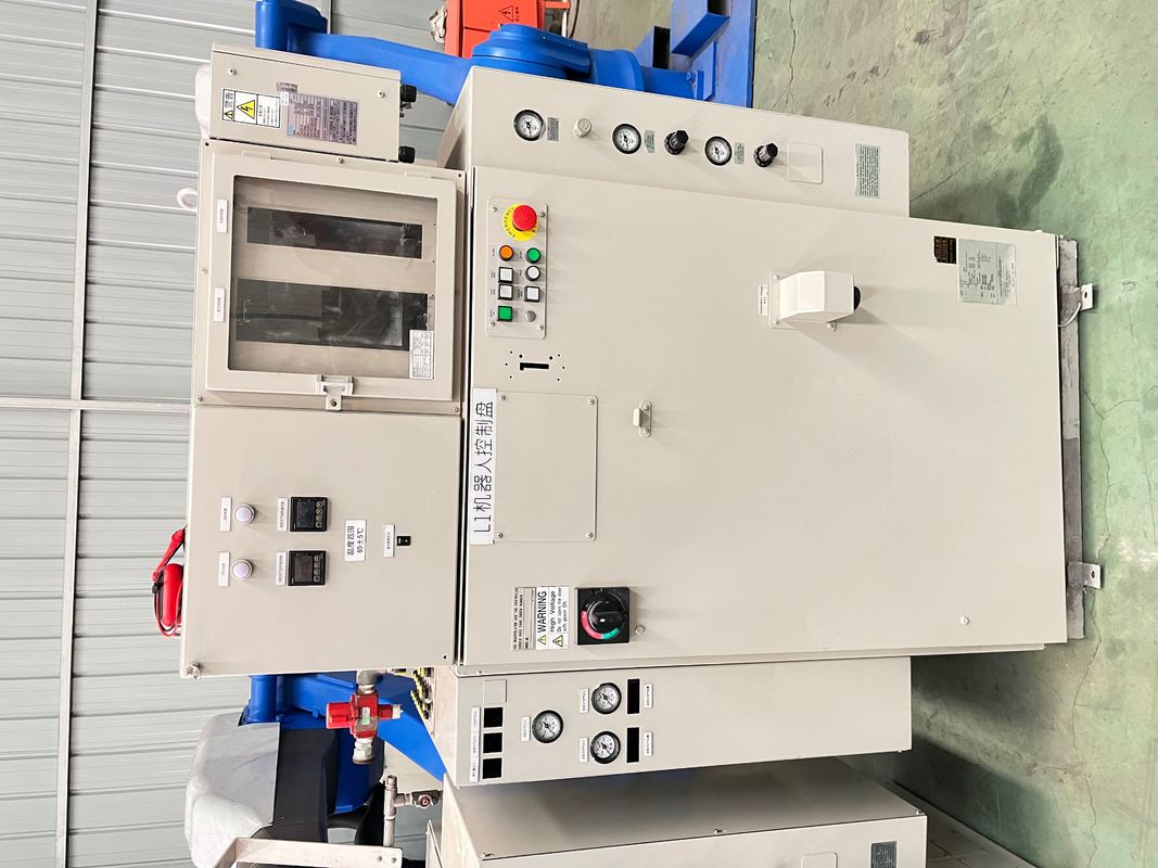 Lengan Robot Penyemprotan Yaskawa EPX2900 Sepenuhnya Otomatis 6 Sumbu Dengan Perangkat Bukti Ledakan