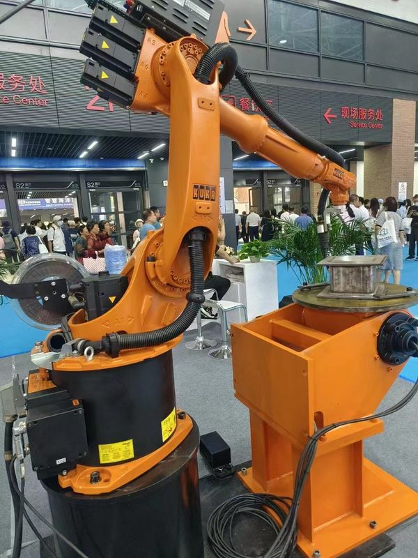 KUKA KR16 L6 Robot Dipakai Robot Industri lengan, Robot Pengelasan, Robot Pemuatan, Robot Penanganan