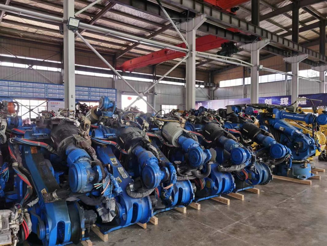 Yasakawa ES200 Arm Spot Welding Robot untuk Otomotif, Aerospace, Rail, Metal Furniture, Elektronik