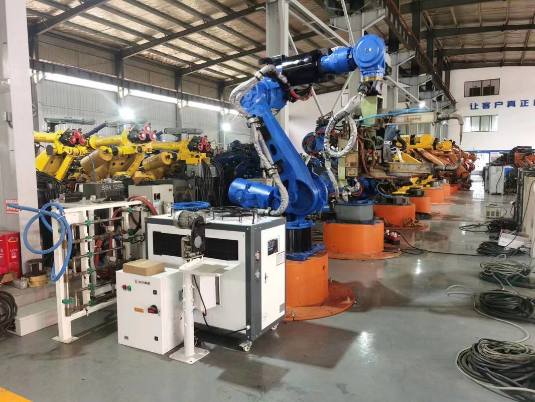 Yasakawa ES200 Arm Spot Welding Robot untuk Otomotif, Aerospace, Rail, Metal Furniture, Elektronik