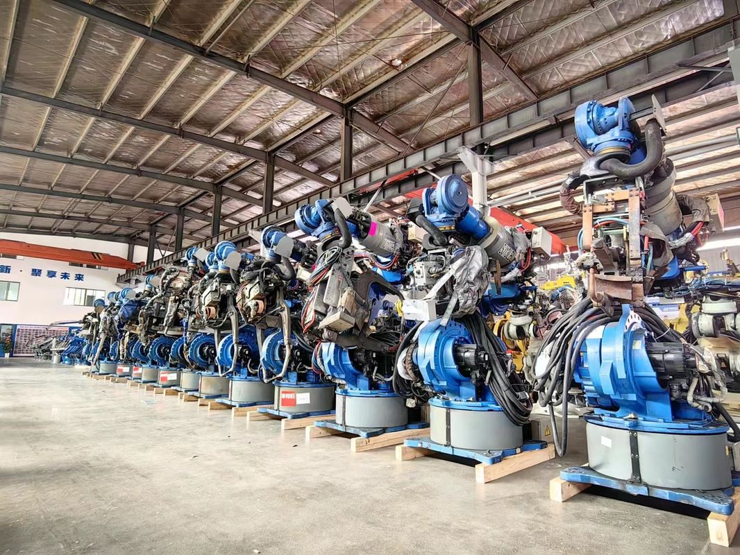 Mesin Pengelasan Titik Baterai Otomatis ES200D yang Cepat dan Akurat Robot Yaskawa ES200D untuk Pengelasan, Penanganan, dan Palletizing