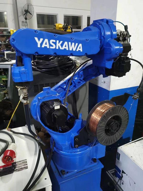 Pengelasan Industri MA1400 Yaskawa Tangan Robot Digunakan Dengan Beban 3kg Dengan Kabinet Kontrol 6 Poros
