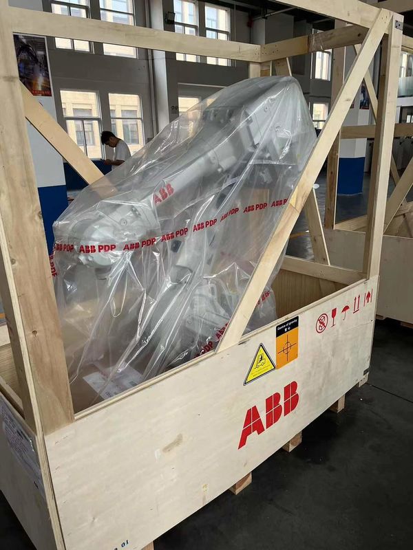 NEW ABB IRB 6700-300/2.70, 300kg Beban, Jangkauan 2700mm, Arc Welding, perakitan, Loading and Unloading Of Parts, Pendidikan