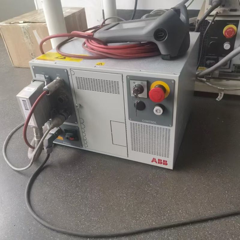 ABB IRB 1200 (5/0.9) Robot untuk Pengolahan Bagian, Pengelasan, Pengukuran, Pengumpulan Bagian
