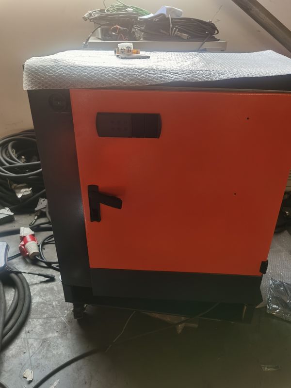 Kuka Software Digunakan KUKA KR240 R2900 Ultra Robots IP 65 Keamanan ±0.1 Mm Kemampuan Mengulang Dan Lebih Untuk Standar Tinggi 240kg Muat 2900mm Jangkauan