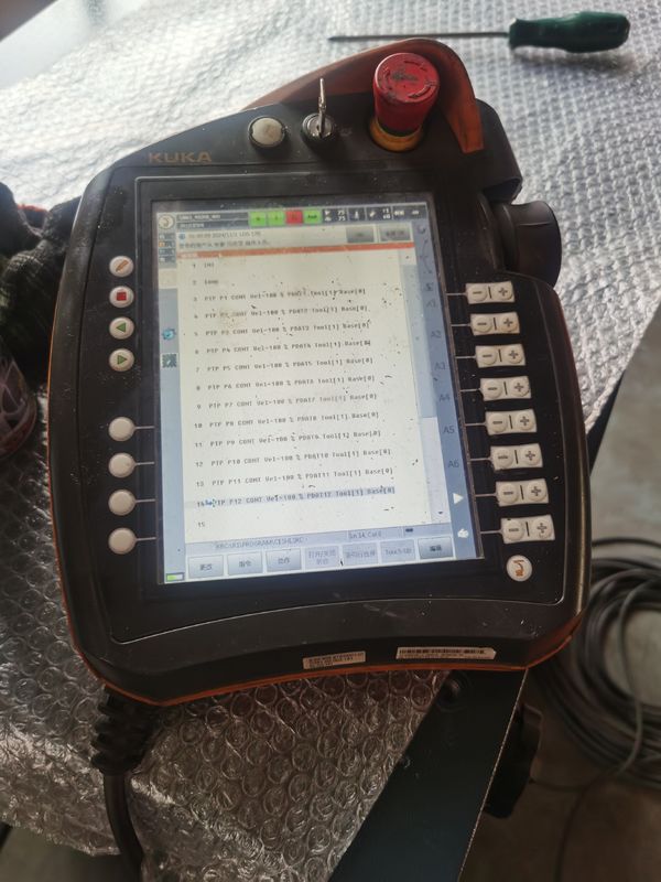 Kuka Software Digunakan KUKA KR240 R2900 Ultra Robots IP 65 Keamanan ±0.1 Mm Kemampuan Mengulang Dan Lebih Untuk Standar Tinggi 240kg Muat 2900mm Jangkauan