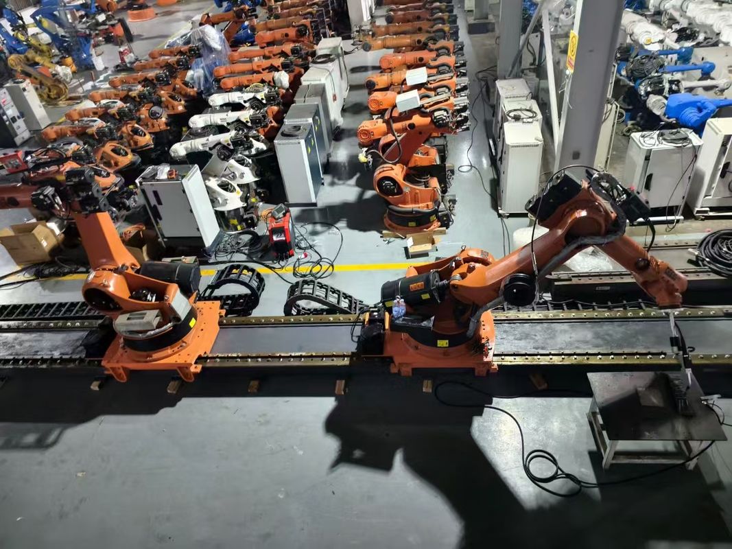 KUKA KR180 R2900 Prime 180kg Muatan 2900mm Jangkauan Robot Pemuatan Dinding Dan KRC4 Controller Painting Robot