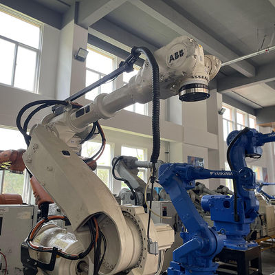 Mesin Gerinda Robot Penggilingan Tepi Kayu ABB Industri Bekas ABB6640-130 3.2