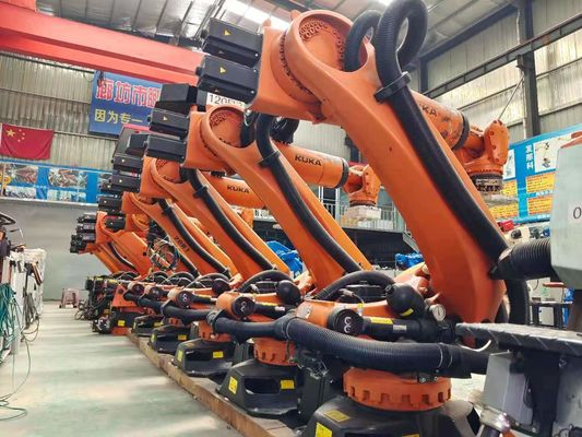 KUKA Lengan Robot Bekas KR210 C4 Kabinet Kontrol Menangani Penumpukan Pemuatan Ukiran Stamping