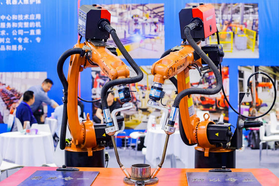 Robot Pengelasan Busur KR5 R1400 Bekas Beban Rendah