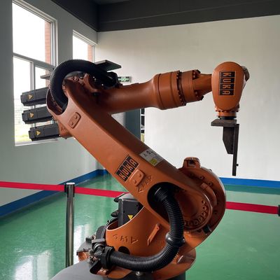 Dipakai KUKA Robot KR16 Wall Mount 6 Axis Robot Pengelasan Busur, Robot perakitan, Robot pengelasan sinar elektron