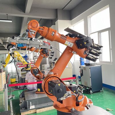 16 Kg Kuka Robot Digunakan Dengan Peringkat Keamanan IP65, Robot Penanganan Bahan, Robot Las MIG