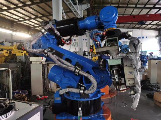 2650mm Jangkauan Dan Kemungkinan Ulang ±0.2mm Mesin Las Titik Otomatis Yaskawa ES200D Untuk Pengelasan Industri / Palletizing