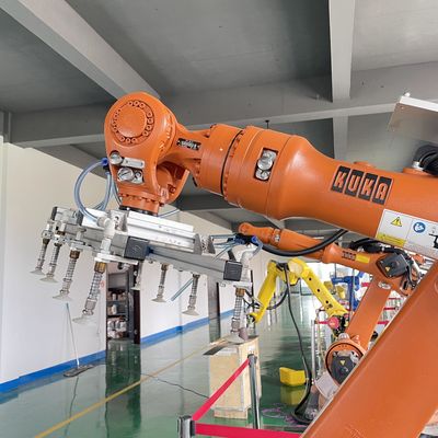 Robot Pengelasan Busur Industri / Mesin Pengelasan Busur Precision Model Kr16 dengan 16 Kg Pengepakan busur pengelasan perekat penanganan