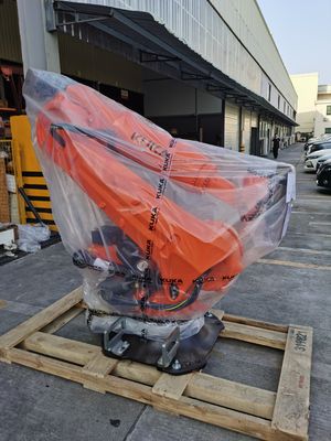 KUKA BARU KR210 R2700, KRC4, 210kg beban,Mencapai 2700mm,Palletizing,Membongkar,Mengunggah dan mengunggah bagian,Pendidikan