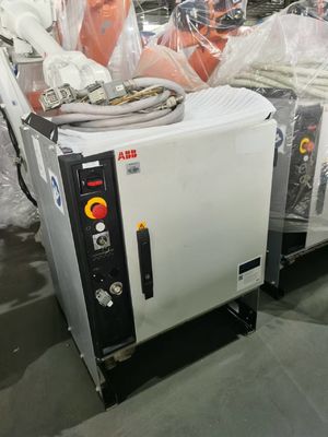 ABB IRB 4600-40/2.05 IP67 6-Axis 40kg Medium Payload ABB Robot Untuk Mesin Tending Deburring And Pick And Place Aplikasi.