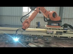 Robot KUKA bekas